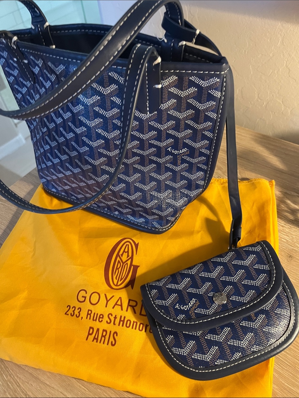 Goyard — Navy Chevron Small Tote ~FAUX~ - Picture 2 of 5